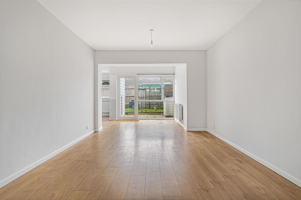 Property photo 2 of 18 14_73339.Jpg