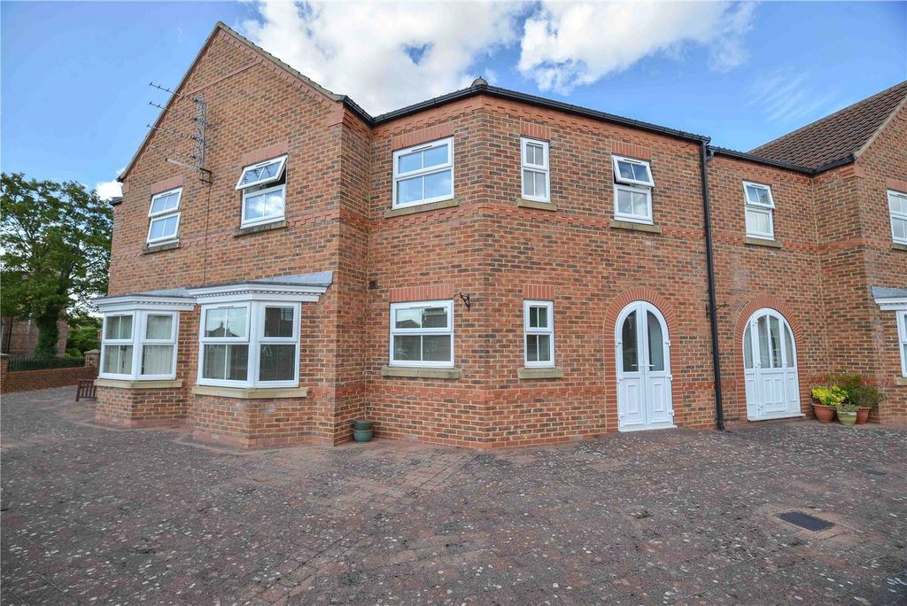 Property photo 1 of 11 Picture No. 25