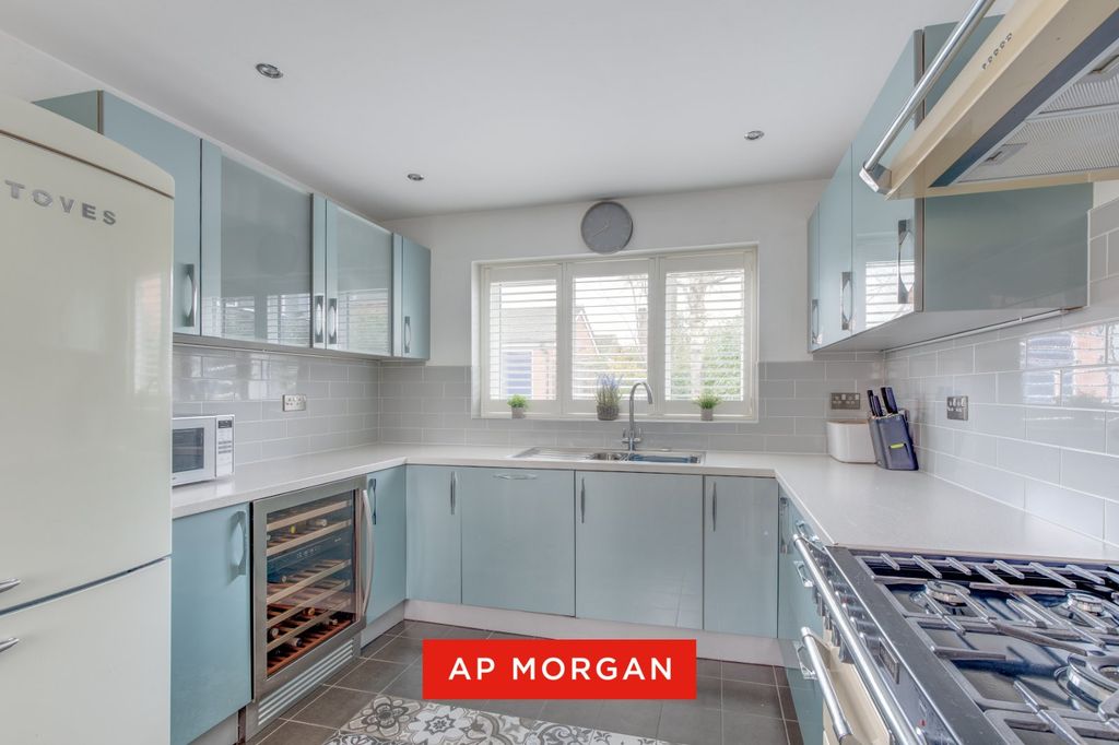 Property photo 3 of 30 Picture No. 25