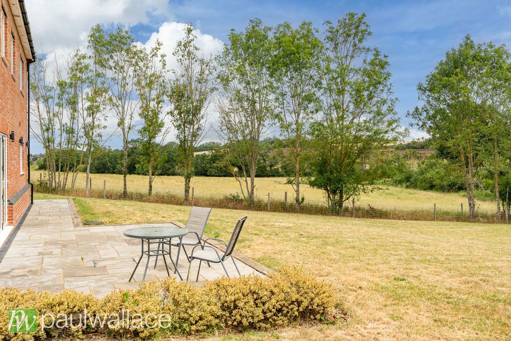 Property photo 3 of 38 Grounds