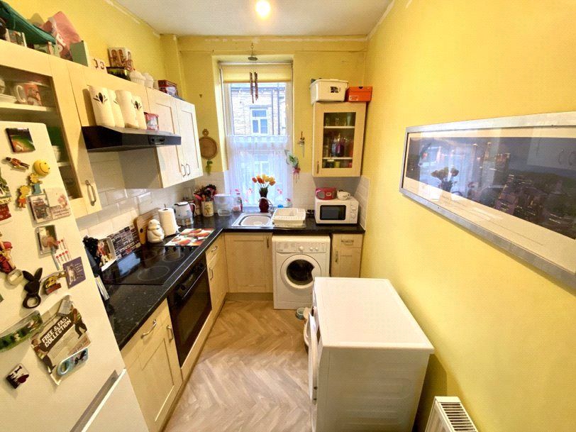 Property photo 3 of 7 Picture No. 06