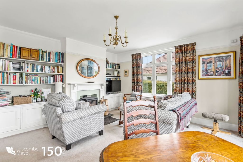 Property photo 1 of 15