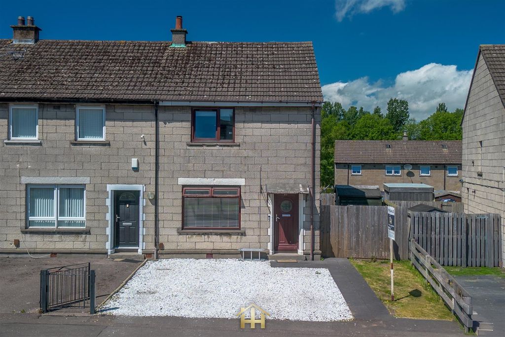 Property photo 1 of 18 32 Ballantrae Place Dundee Dd4 8Qq 240626 Edit (1