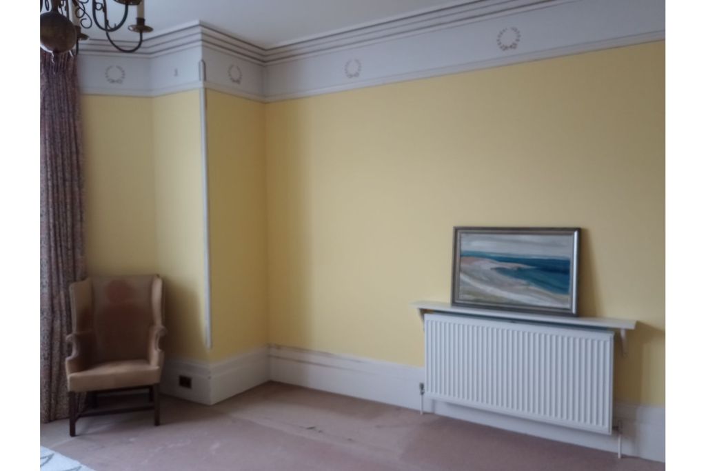 Property photo 2 of 31