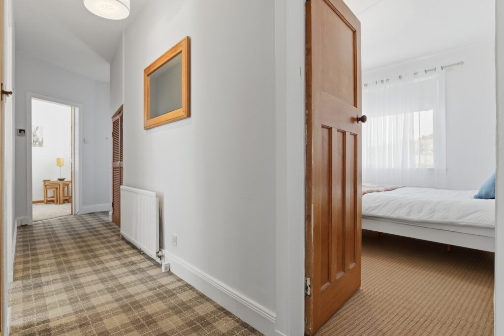 Additional image 8 of 3 bed flat for saleSt Helena Crescent, Hardgate G81