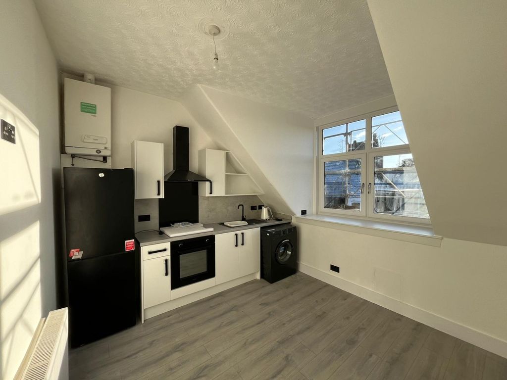 Property photo 1 of 11 Photo 1