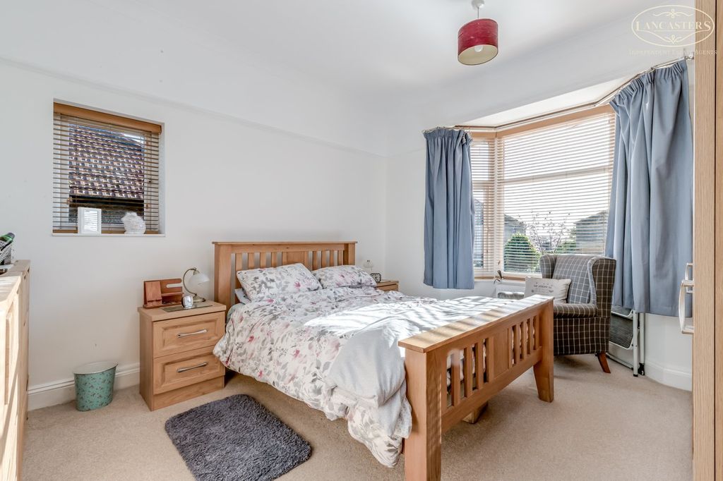 Property photo 3 of 19 Bedroom 1