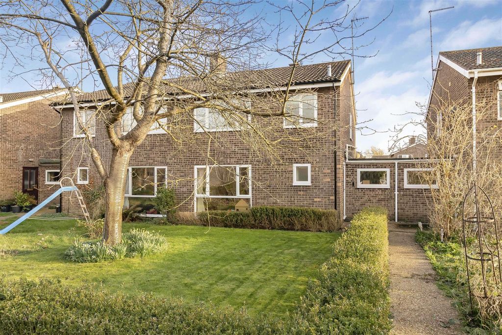 Property photo 1 of 25 21_74512.Jpg