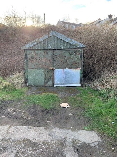 Property photo 2 of 5