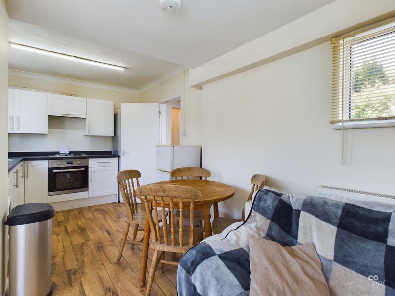 Property photo 1 of 10 Photo 15