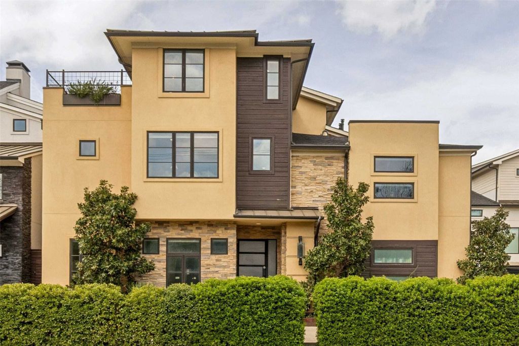 Property photo 1 of 31