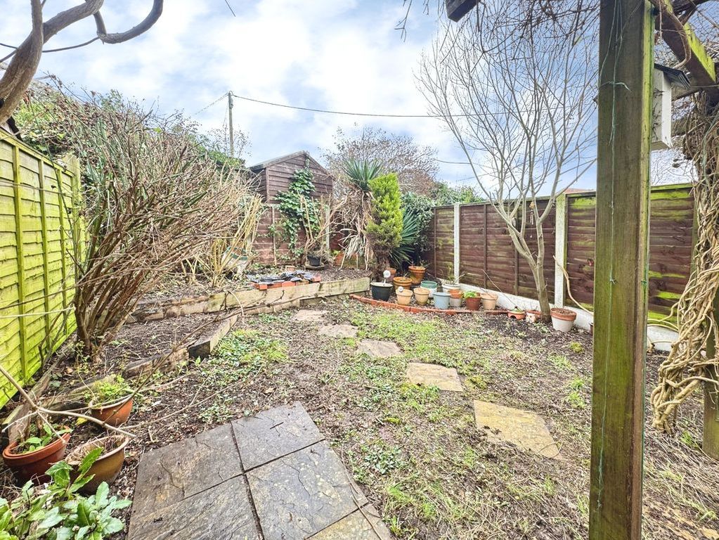 Property photo 3 of 14 Spring Chase