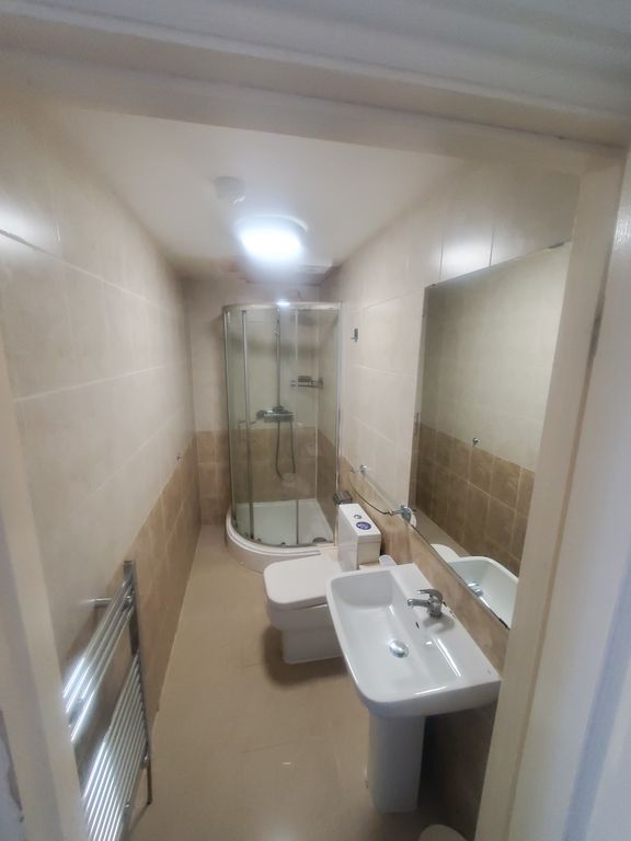 Property photo 3 of 3