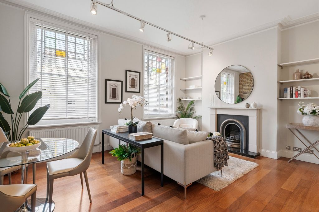 Property photo 1 of 10 Reception Room