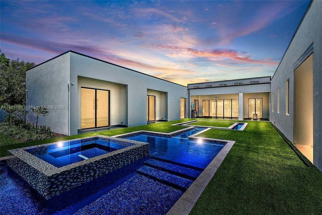 Property photo 2 of 17 <Alttext/>