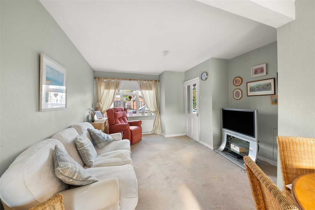 Property photo 2 of 14