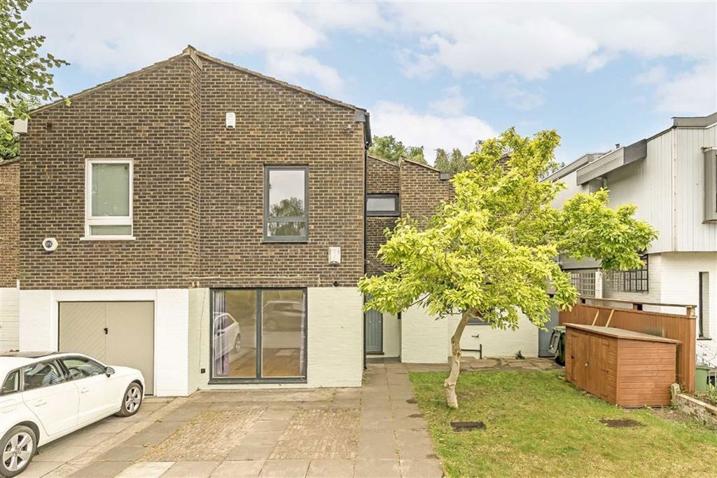Property photo 1 of 10