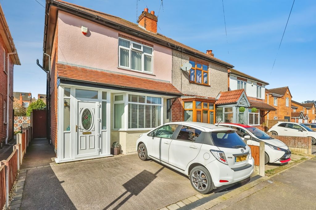 Property photo 3 of 23