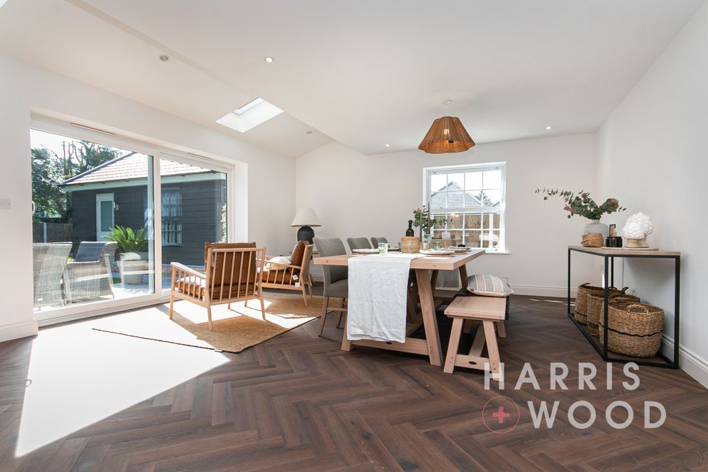 Property photo 2 of 44 4558002