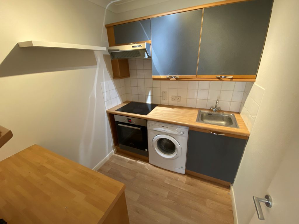 Property photo 2 of 6
