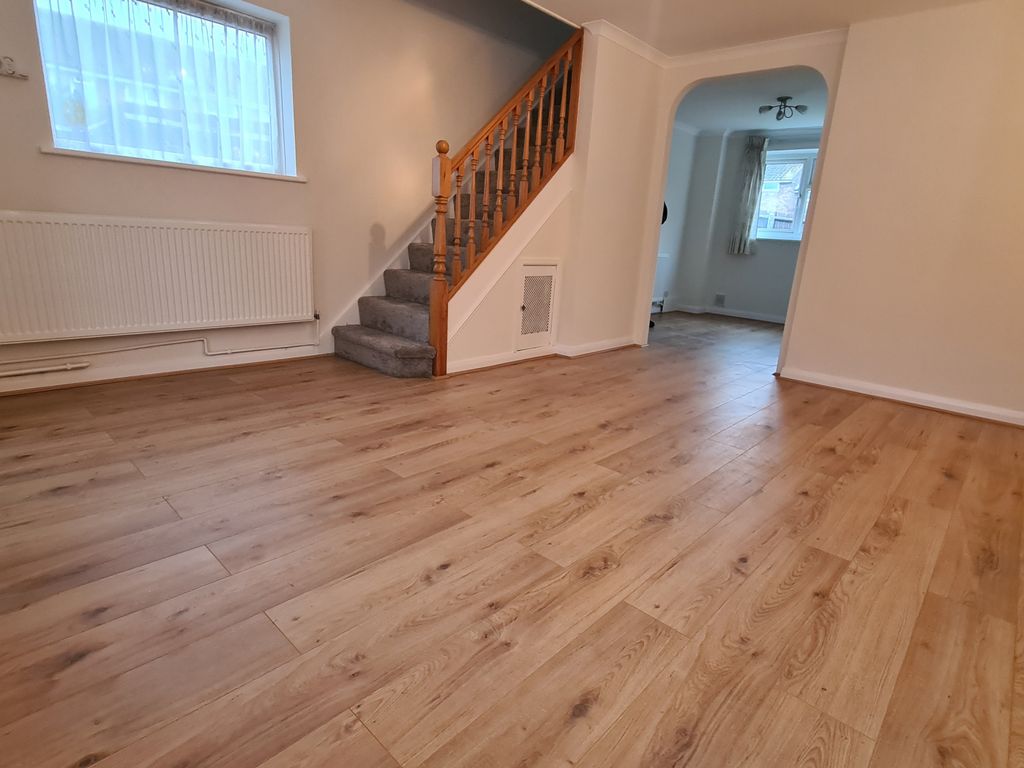 Property photo 3 of 16 Gallery