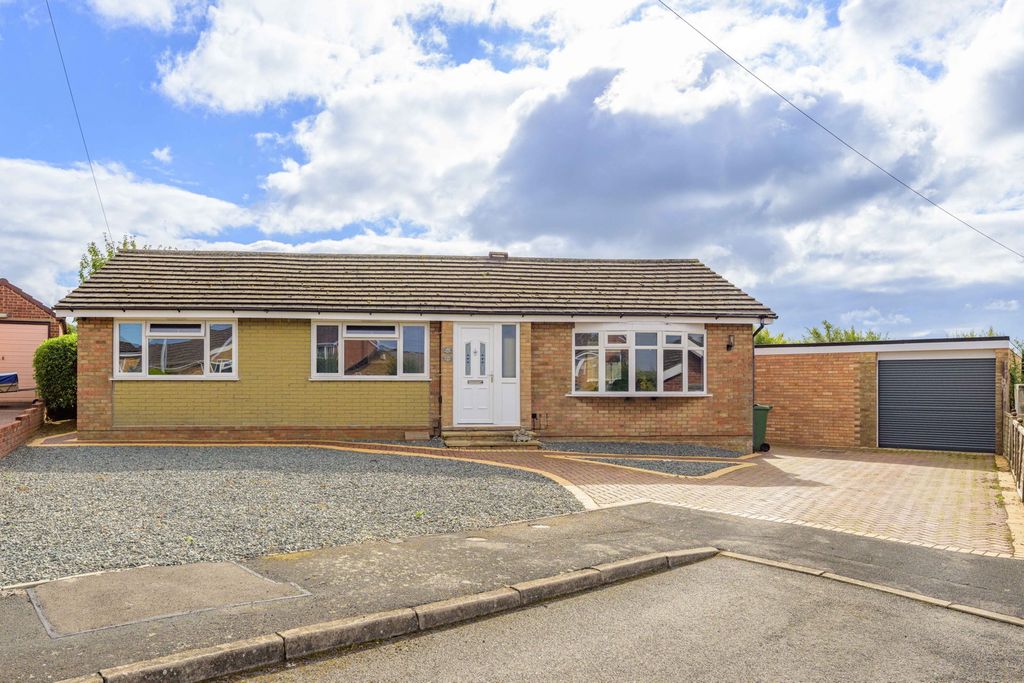 Property photo 1 of 29