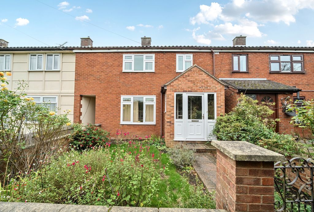 Property photo 1 of 14 1353907-1-68Cb253...