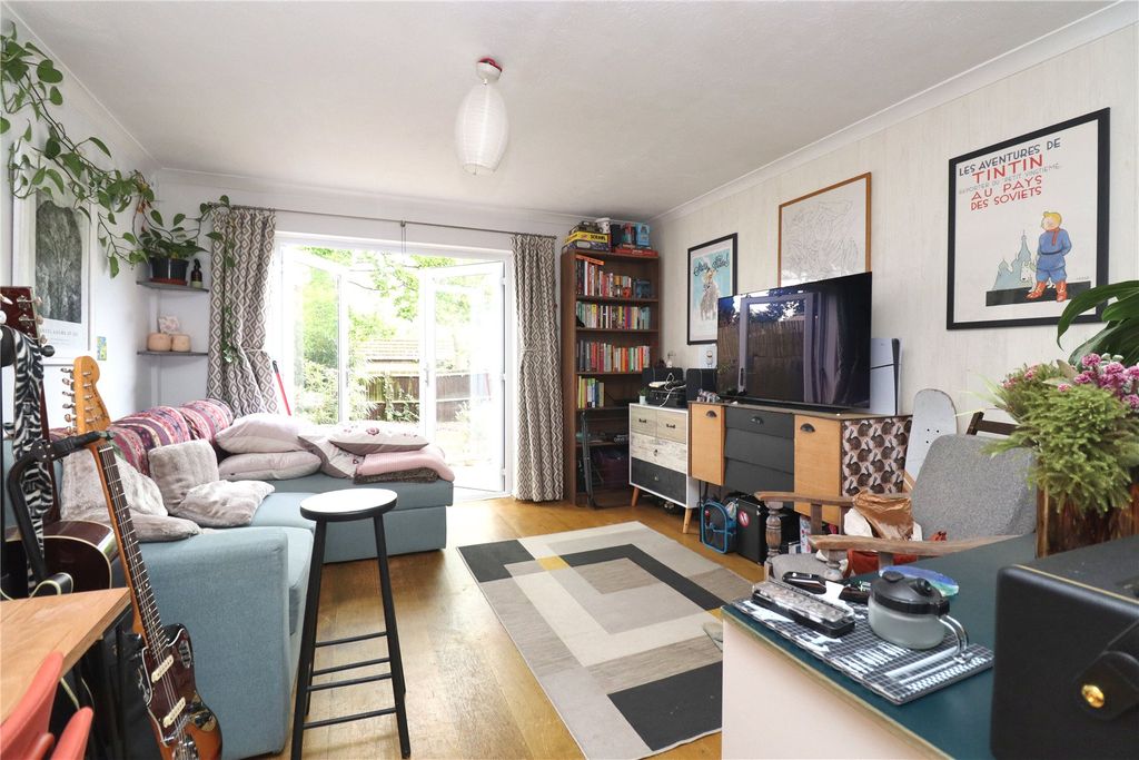 Property photo 3 of 10 Picture No. 02