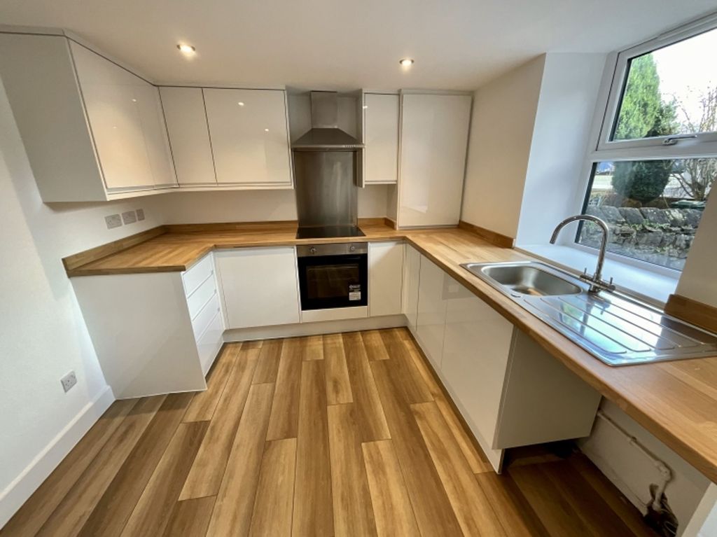 Property photo 3 of 11 CC2D10E8-381D-494C-B80A-F1C7932B00Ff