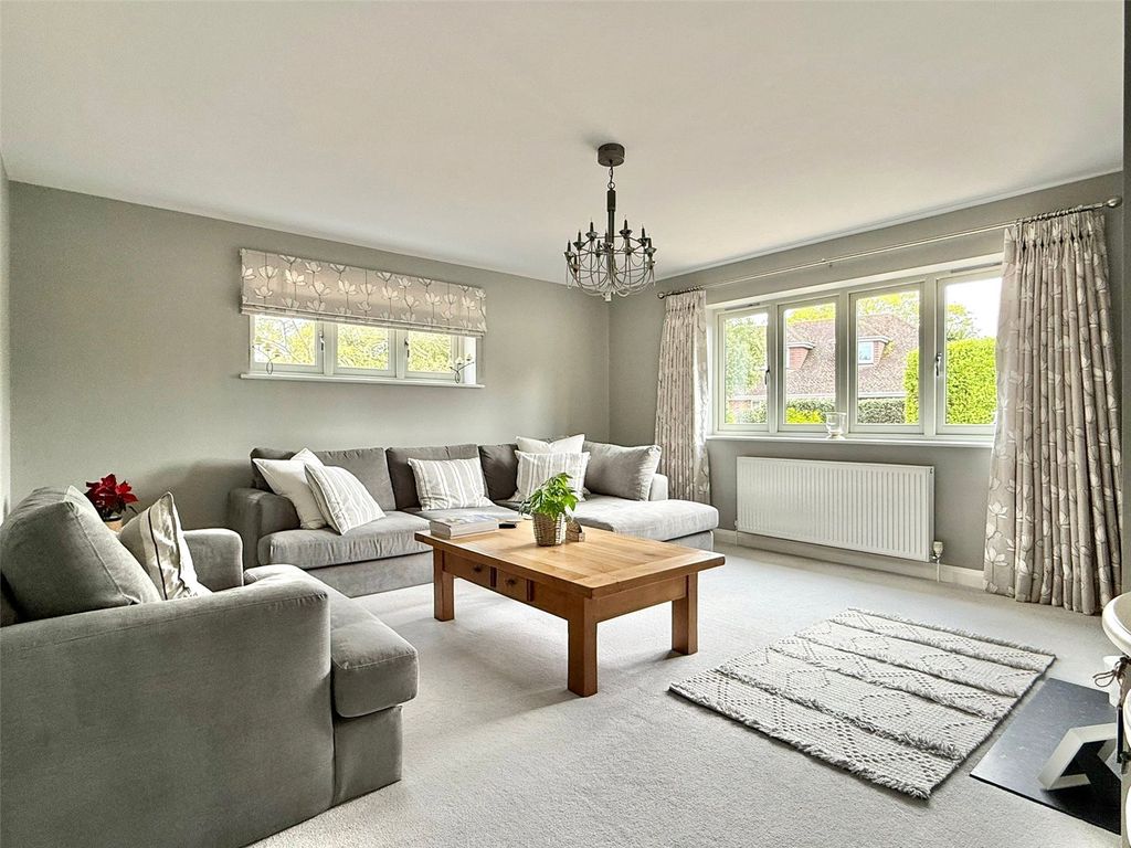 Property photo 3 of 27 Picture No. 79