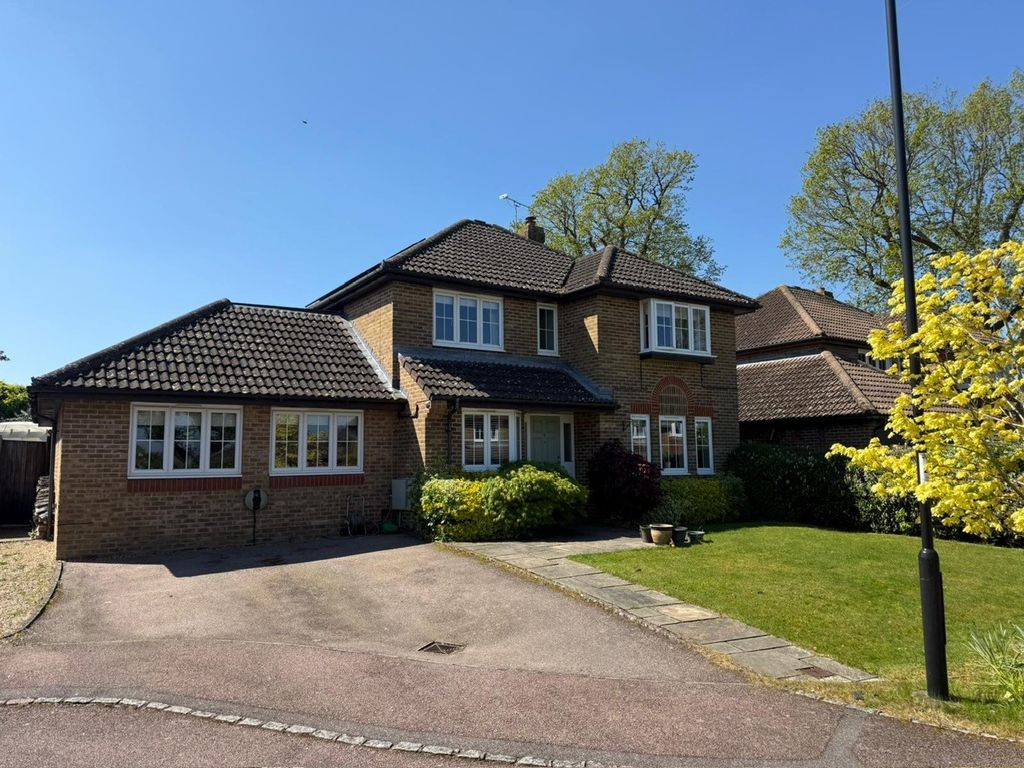 Property photo 1 of 18