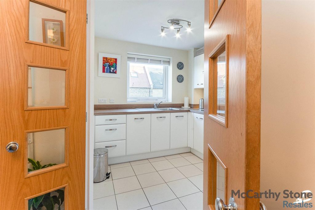 Additional image 8 of 2 bed flat for saleWardington Court, Welford Road, Northampton NN2