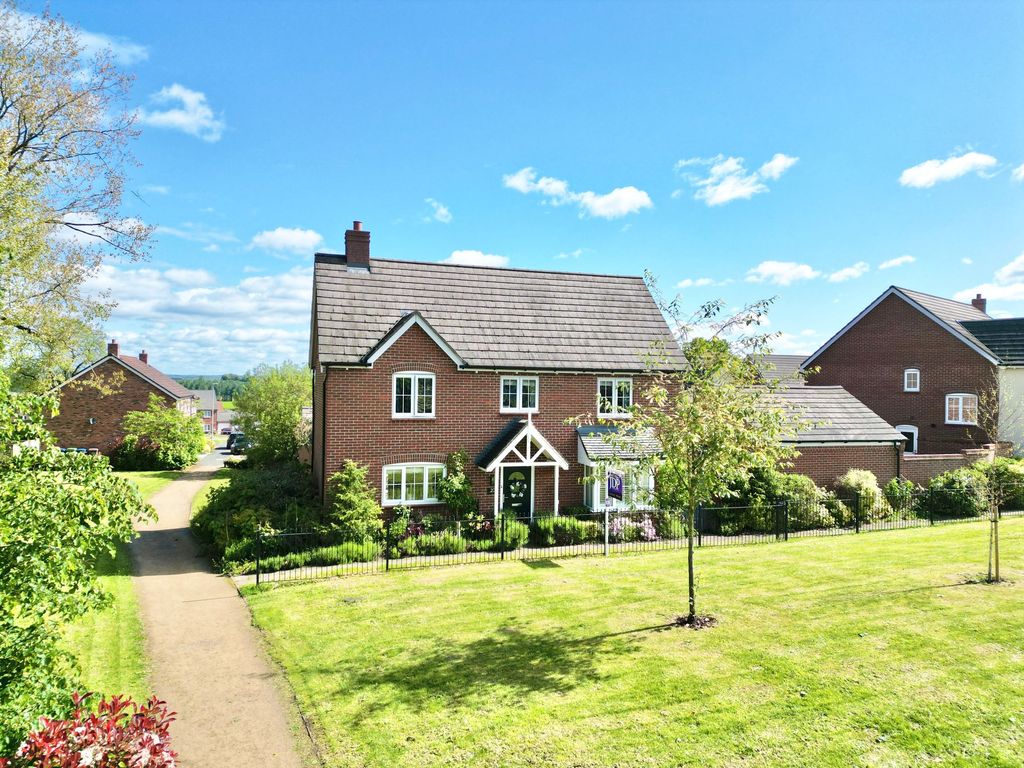 Property photo 1 of 36