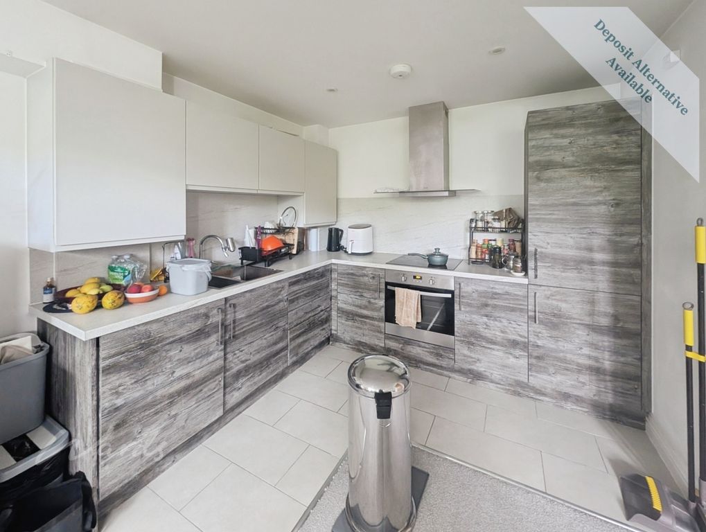 Property photo 2 of 9 Kitchen