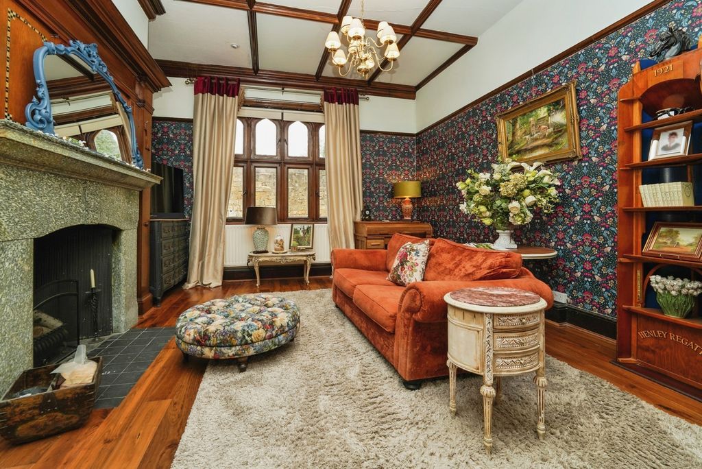 Property photo 2 of 16 Pbox-Img.Jpg