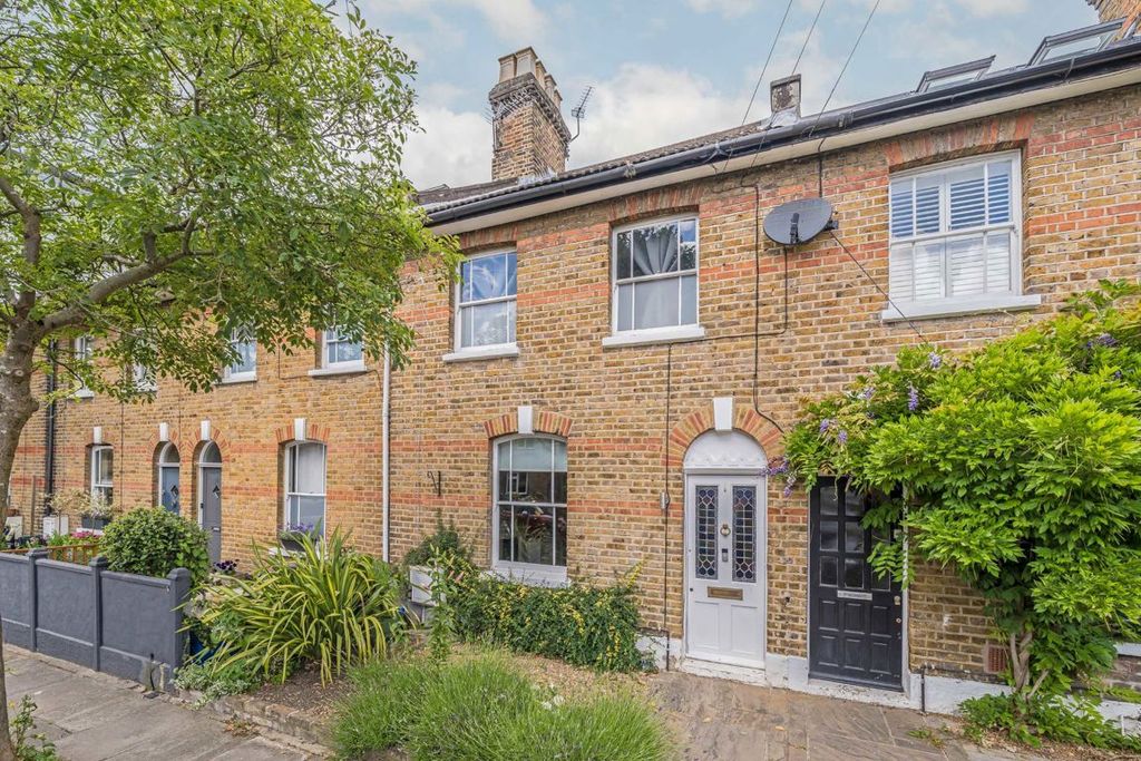 Property photo 1 of 7