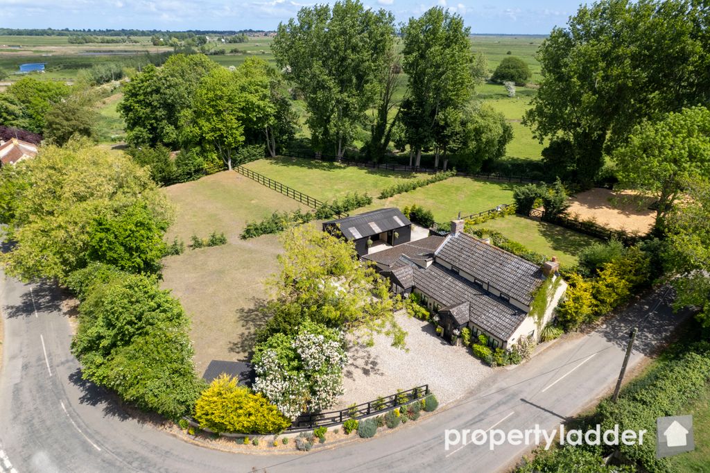 Property photo 1 of 29 Pl Drone-3