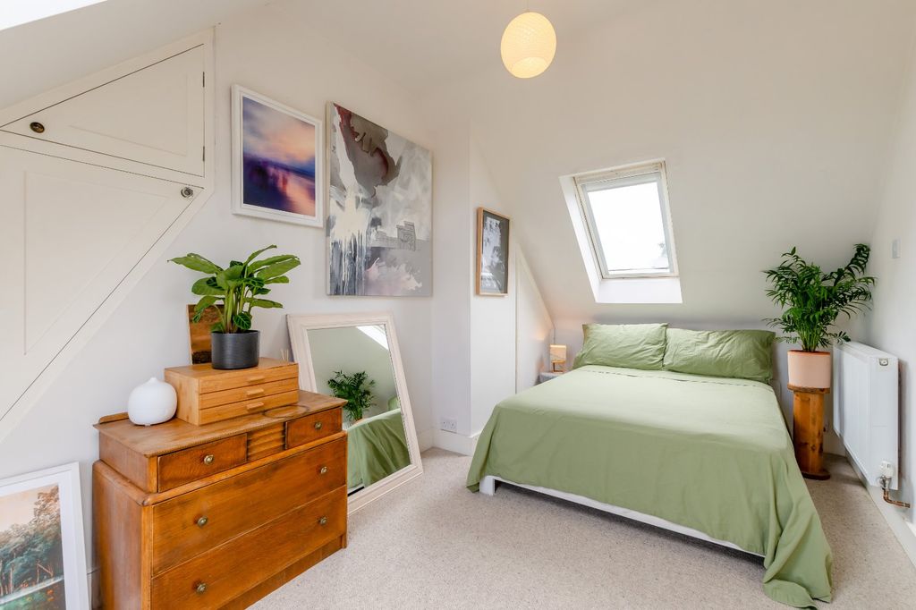 Additional image 12 of 4 bed semi-detached house for saleHoddern Farm, Nr Pidinghoe, East Sussex BN10