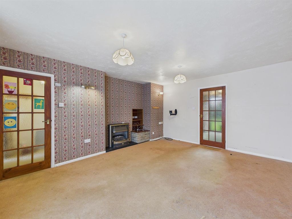 Property photo 3 of 17 Cam03972G0-Pr0226-Still010.Jpg