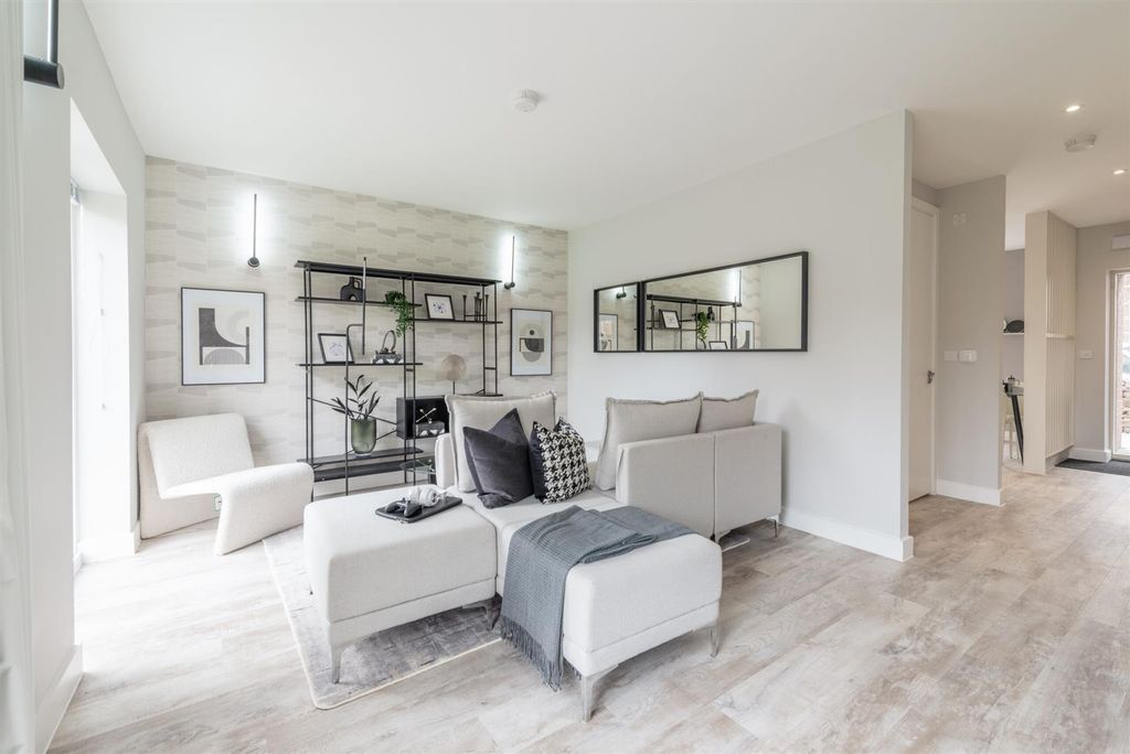 Property photo 2 of 6 Six51 6.Jpg