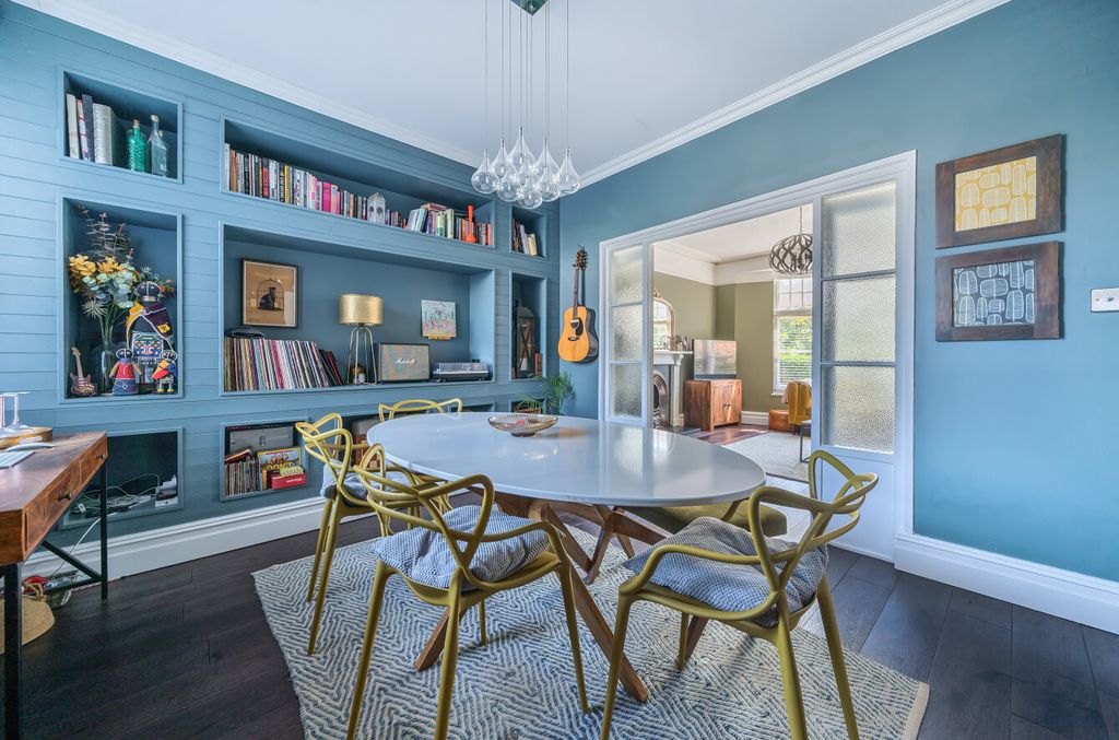 Property photo 2 of 21 1288253-11-6824B4...