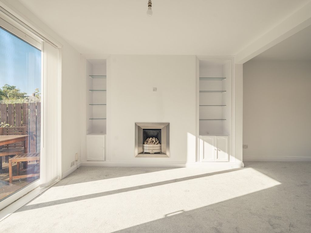 Property photo 2 of 22 5253622