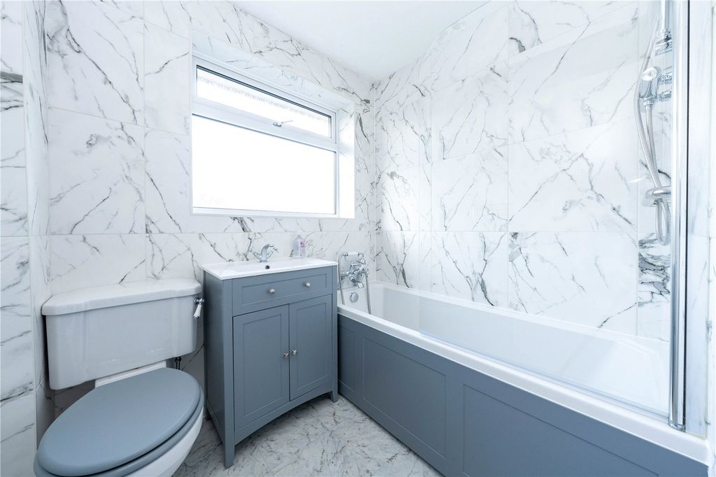 Property photo 3 of 10 Picture No. 15