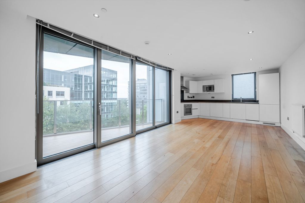 Property photo 1 of 13 1350472-9-68Caba6...