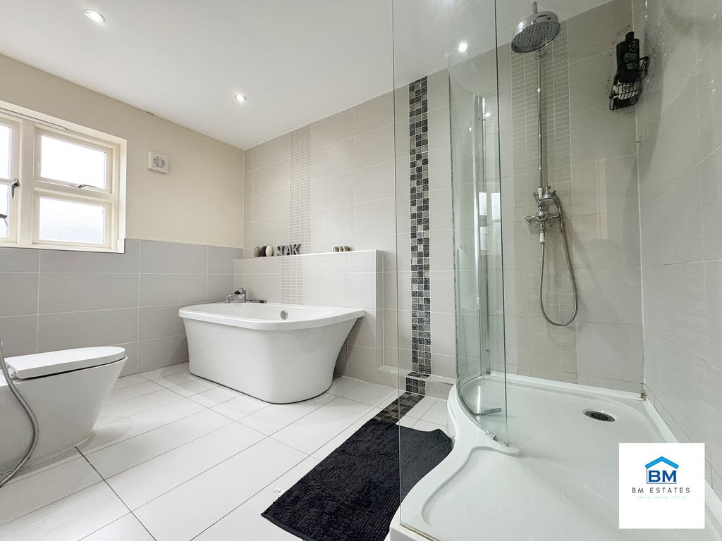 Additional image 19 of 6 bed detached house for saleUppingham Road, Leicester LE5