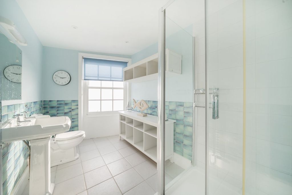 Additional image 17 of 7 bed terraced house for saleRoyal Crescent, Brighton, East Sussex BN2