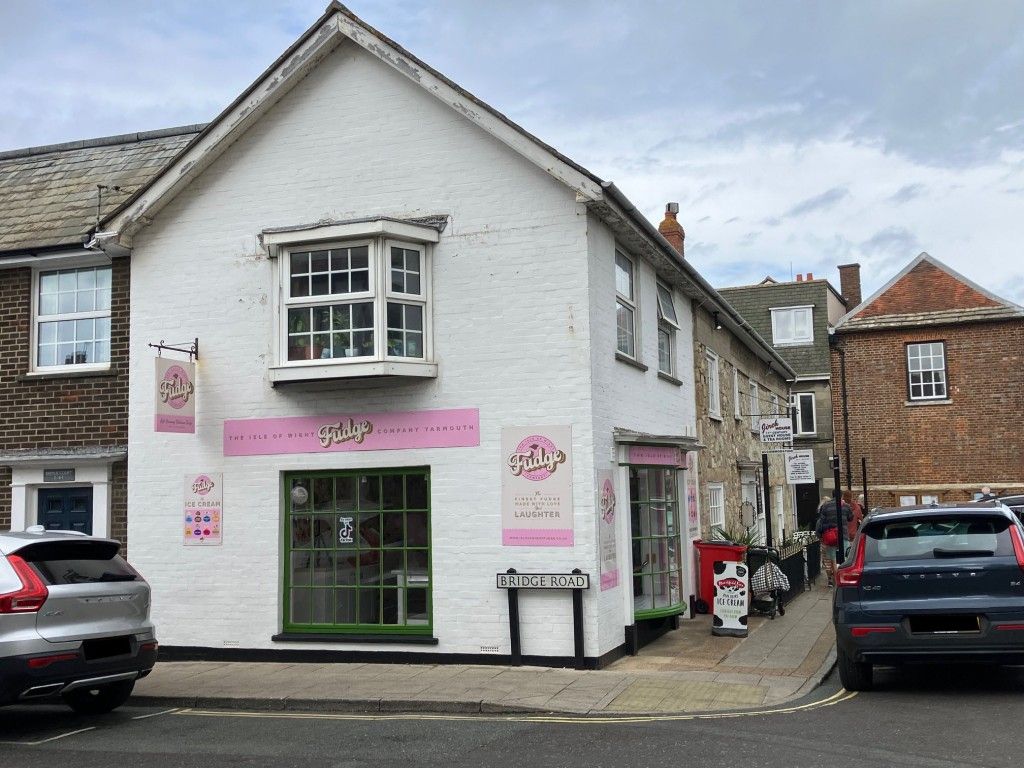 Property photo 2 of 4 Side Elevation View Of Corner Shop