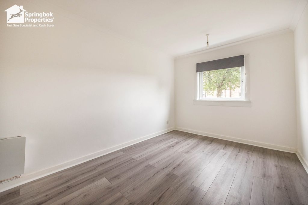 Property photo 3 of 10 2