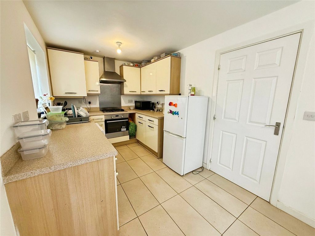 Property photo 3 of 15 Kitchen-Diner