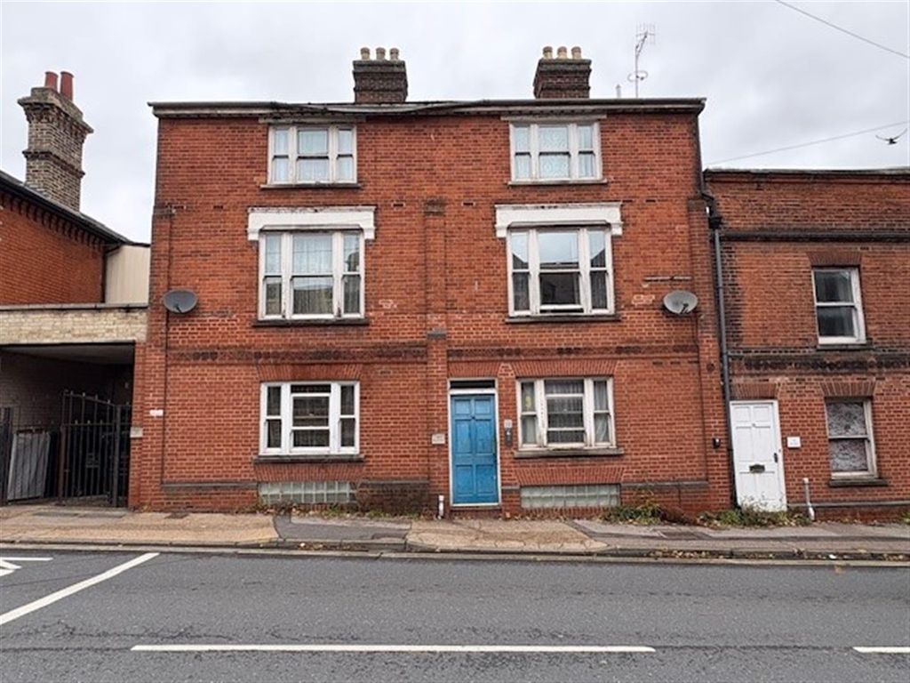 Property photo 1 of 6